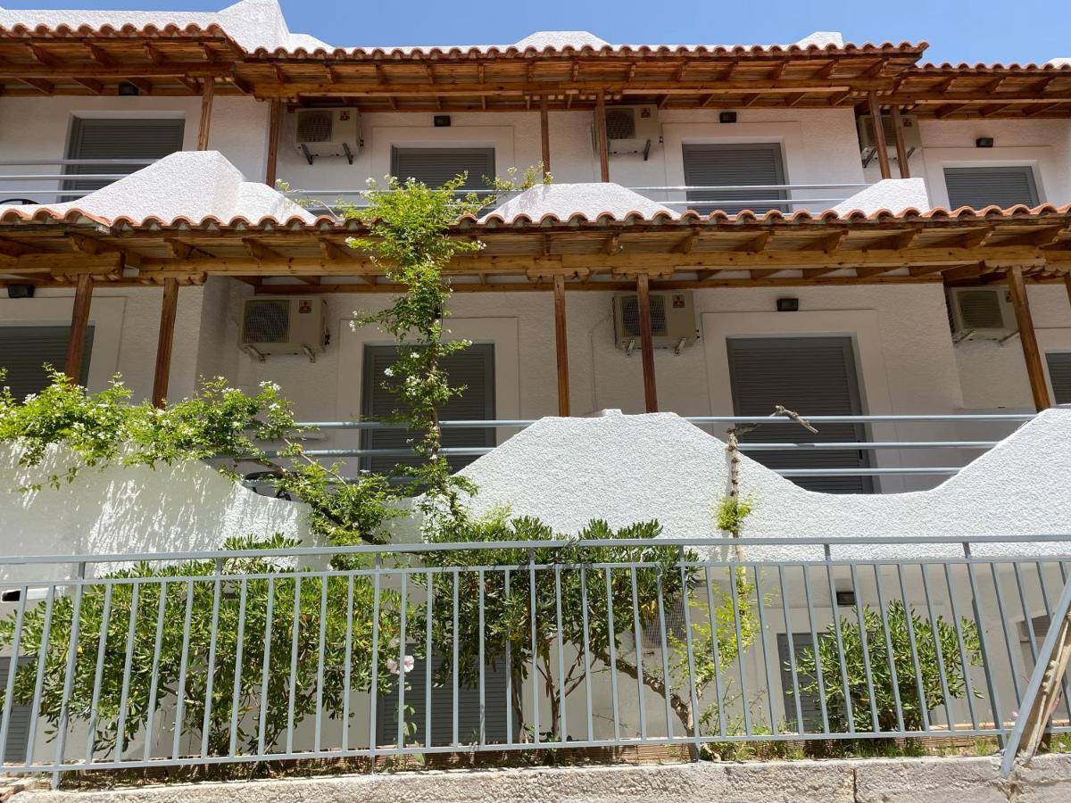 Georgina Agia Marina (Aegina) Exterior foto