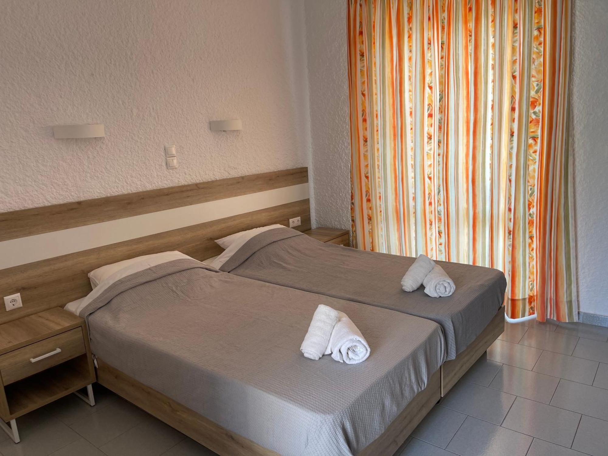 Georgina Agia Marina (Aegina) Exterior foto